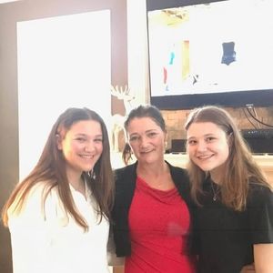 Meet your Posher, Alison